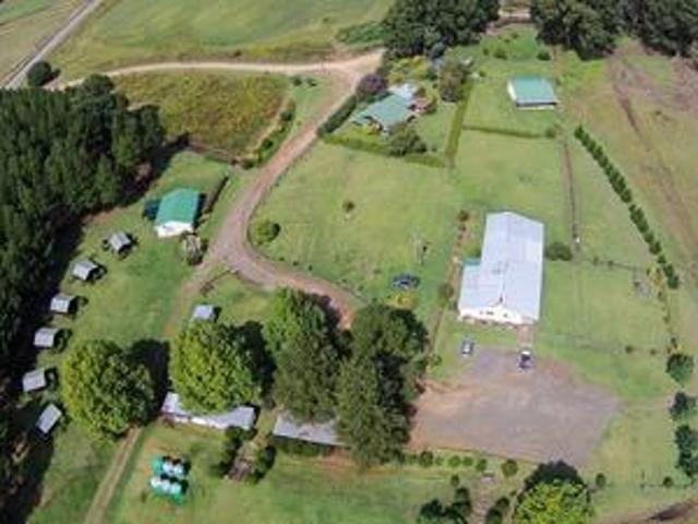 Commercial for sale in Bulwer, Kwazulu-natal