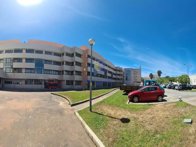 Garagem venda em Bombarral, Leiria