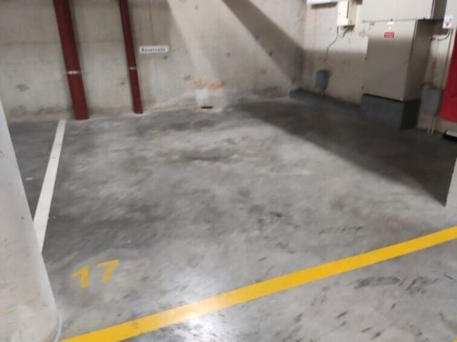 Garagem venda em Albufeira e Olhos de Água, Albufeira