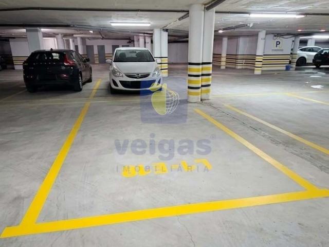 Garagem alugar em Bombarral, Leiria