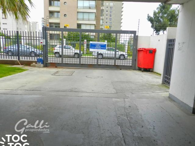 Estacionamiento en arriendo en Vergara, Valparaíso