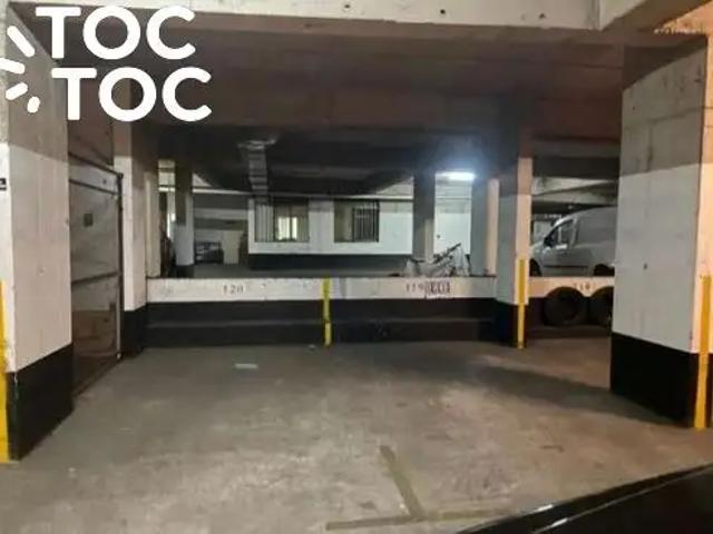Estacionamiento en arriendo en Las Condes, Metropolitana