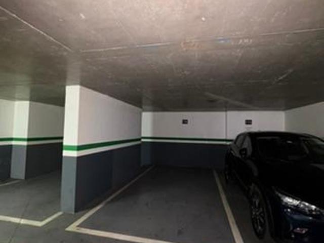 Estacionamiento en arriendo en Providencia, Metropolitana