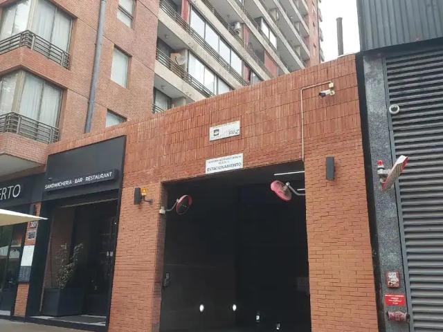Estacionamiento en arriendo en Providencia, Metropolitana