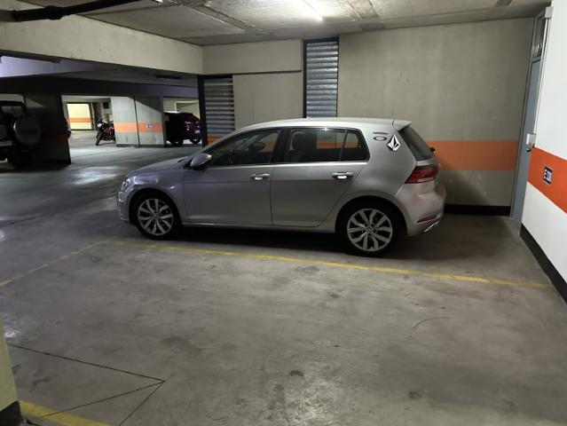 Estacionamiento en Providencia