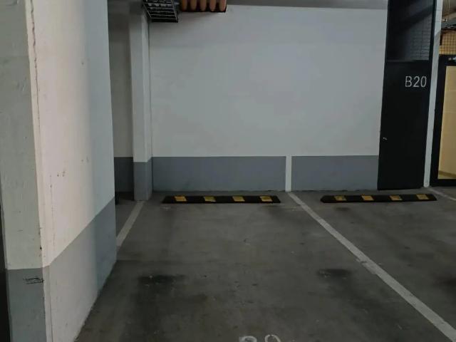 Estacionamiento en arriendo en Villaseca, Metropolitana