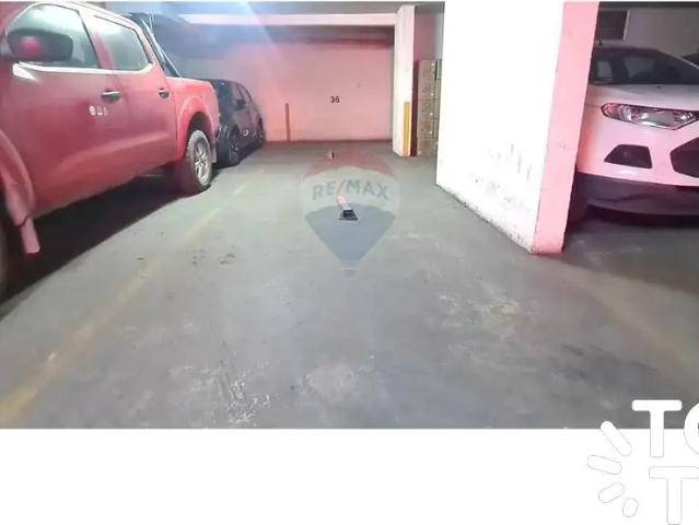 Estacionamiento en venta en Villaseca, Metropolitana
