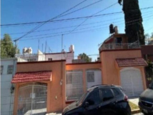Casa en venta en Ojo de Agua, Tecámac