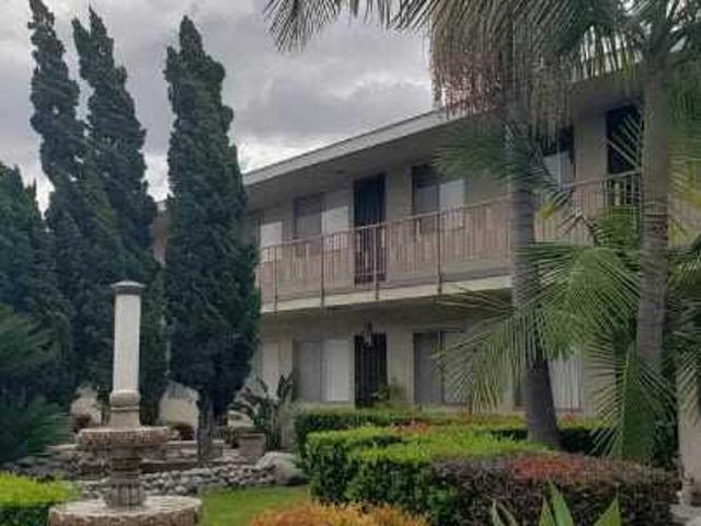 Apartment for rent in Downey, California