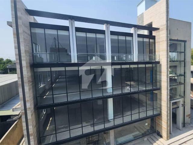 Building for rent in Islamabad