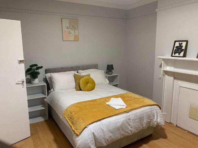 Room for rent in Beckett Park, Burley