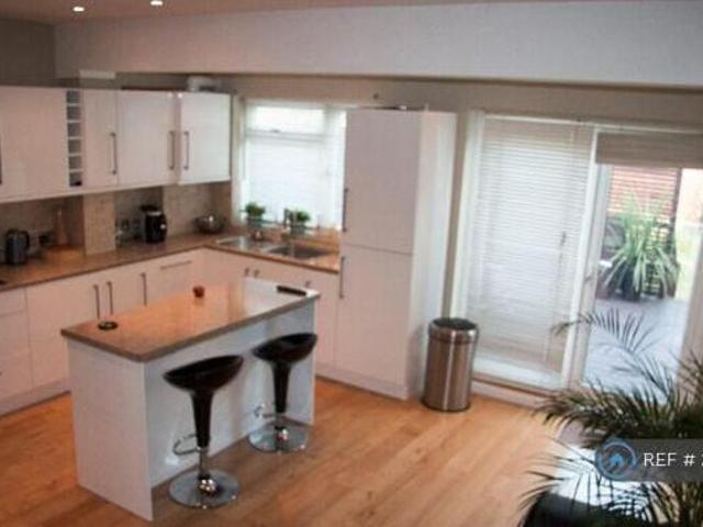 House for rent in Lyons, Greater London