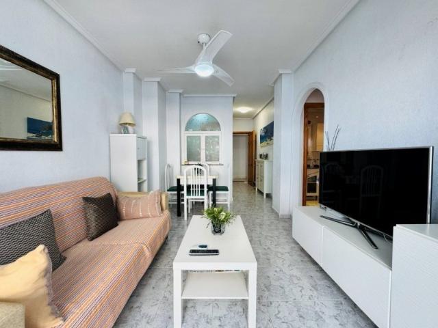 Apartamento en venta en La Mata, Torrevieja