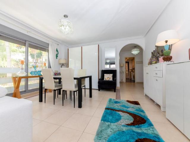 Apartamento en venta en Nueva Andalucía, Costa del Sol Occidental