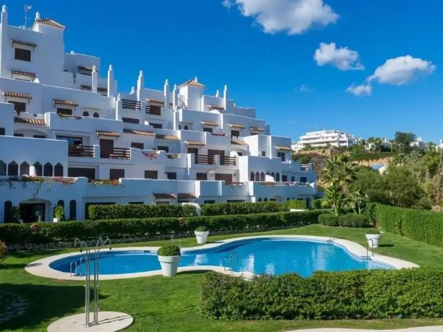 Apartamento en alquiler en Torrevigía - Las Joyas, Estepona