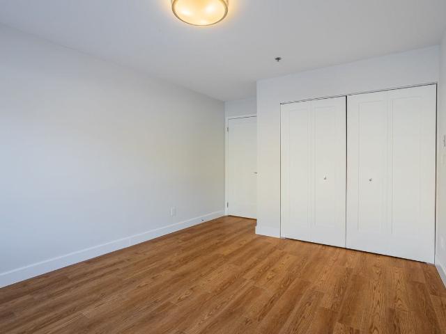 Apartment for rent in Pointe-claire, Quebec