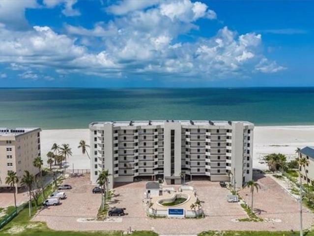 Condo for sale in Fort Myers Beach Condo for sale in Fort Myers Beach