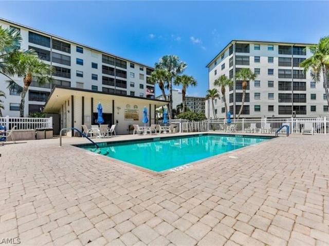 Condo for sale in Fort Myers Beach Condo for sale in Fort Myers Beach