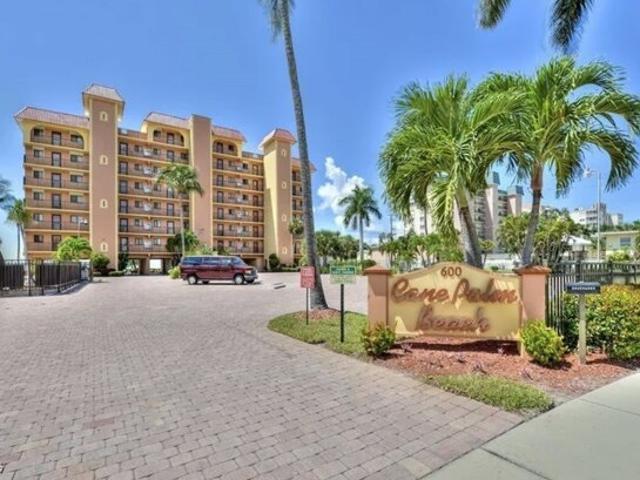 Condo for sale in Fort Myers Beach Condo for sale in Fort Myers Beach