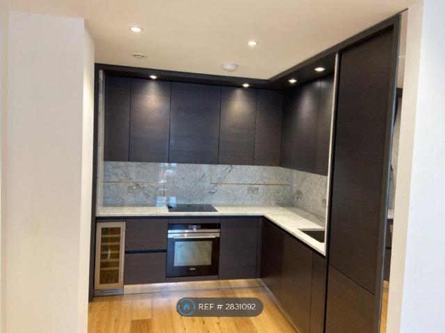 Apartment for rent in Highbury, Greater London