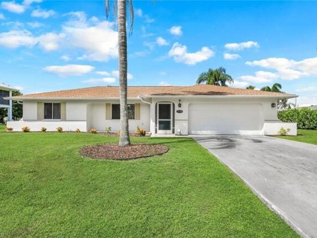 House for sale in Bonita Springs