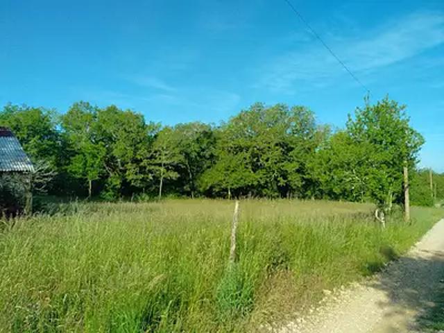 Terrain vente à Brive-la-Gaillarde, Estivals