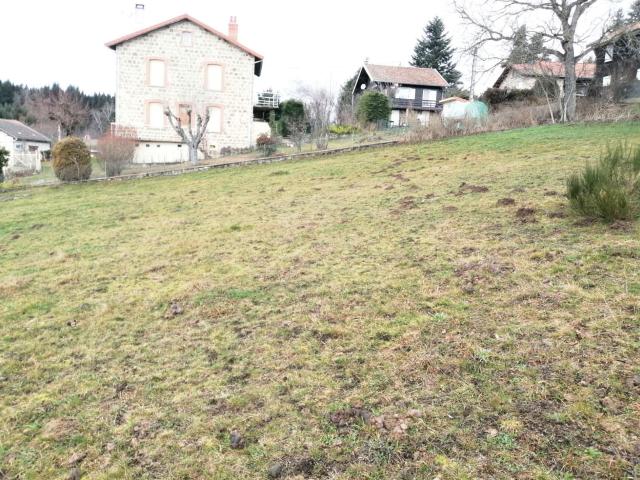 Terrain vente à Montbrison, Estivareilles