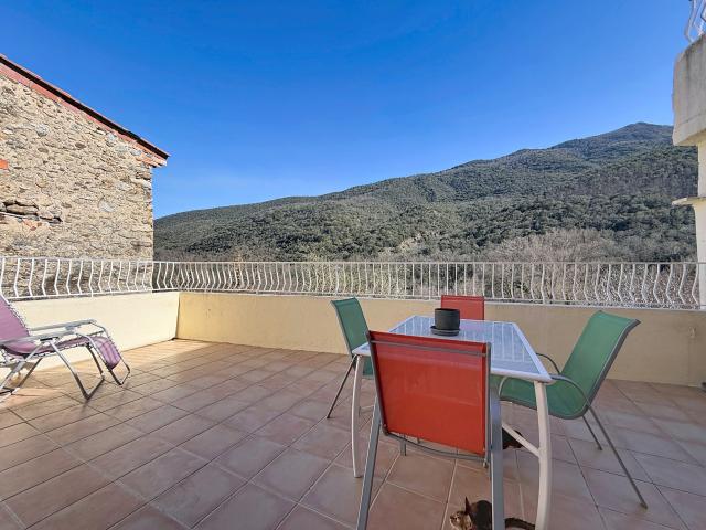 Maison vente à Prades, Estoher