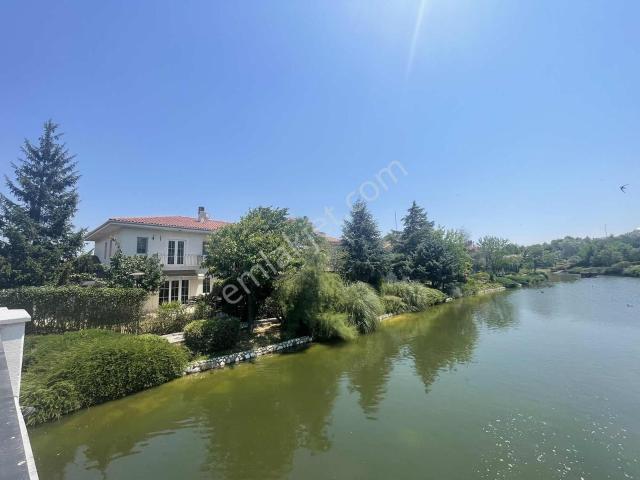 Avcilar, İstanbul içerisinde kiralık Villa