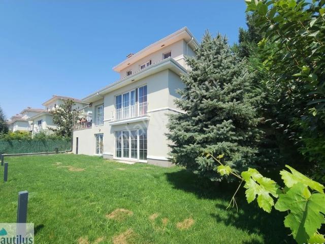Başakşehir, İstanbul içerisinde satılık Villa