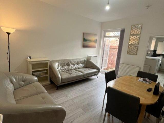 House for rent in Georgia, Greater Manchester