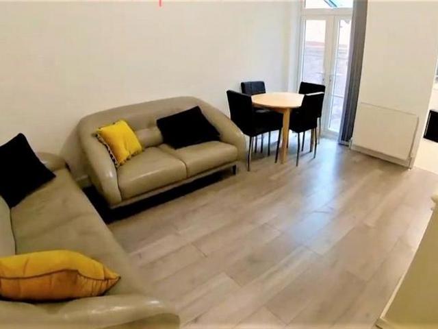 House for rent in Georgia, Greater Manchester