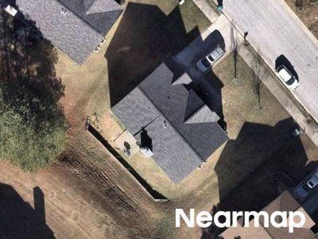 House for sale in Red Oak, Georgia