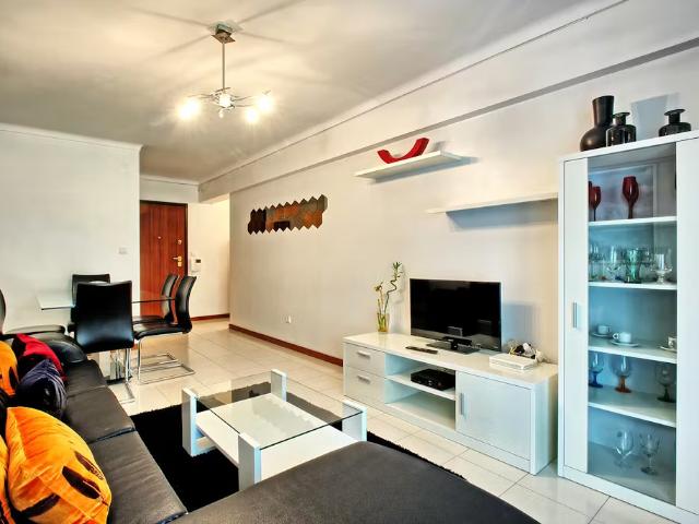Apartamento alugar em Jardins do Cristo Rei, Loures