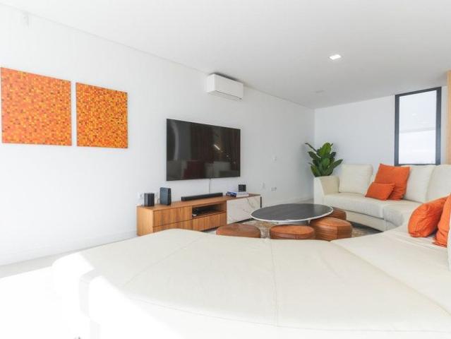 Apartamento alugar em Ribeira Brava, Ilha Da Madeira
