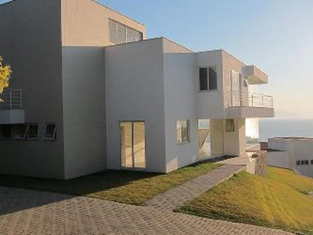 Casa aluguel em Região Geográfica Imediata de Florianópolis, Desterro