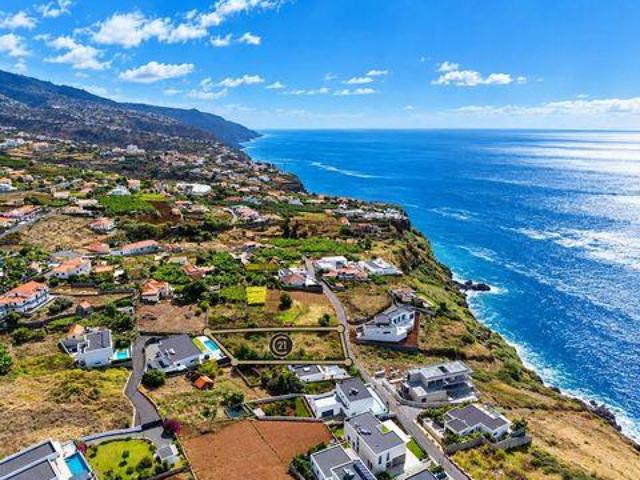 Terreno venda em Serrado, Calheta