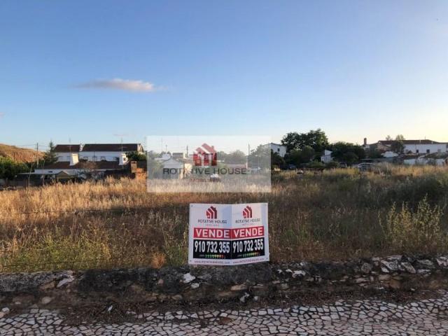 Terreno venda em Estremoz, Évora