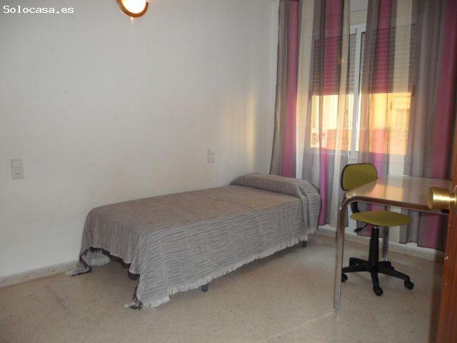 Piso en alquiler en Distrito Poniente Sur, Córdoba