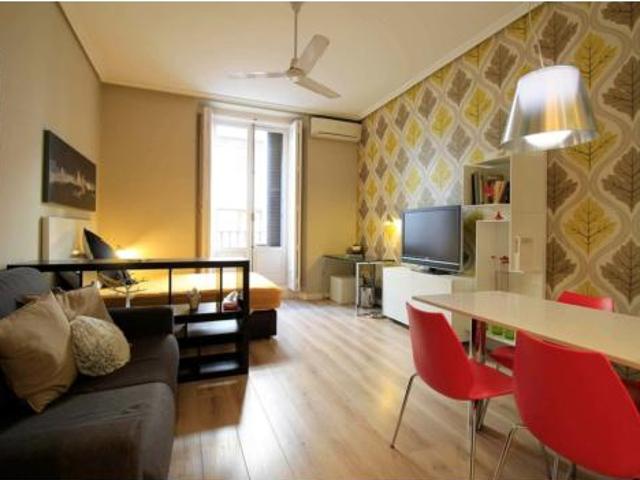 Estudio en alquiler en Cortes, Madrid