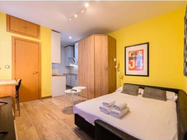 Estudio en alquiler en Embajadores, Madrid