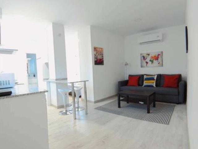 Estudio en alquiler en Universidad, Madrid