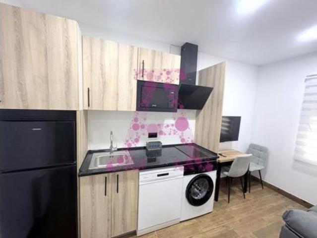 Estudio en alquiler en Garrido Norte, Salamanca