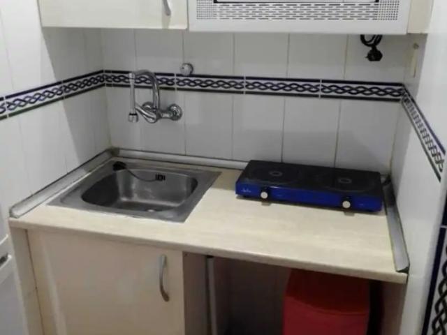 Estudio en alquiler en Centro, Comarca de la Vega de Granada