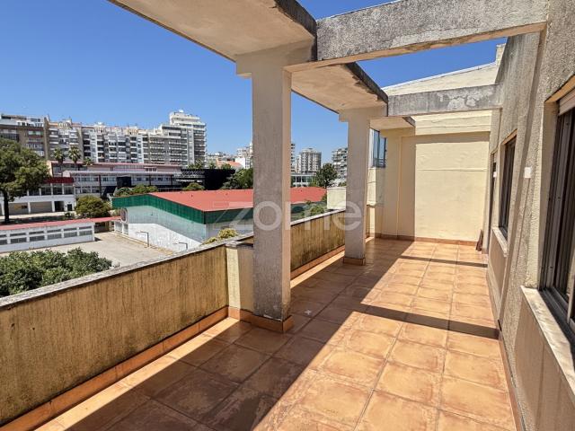 Apartamento venda em Caranguejais, Almada