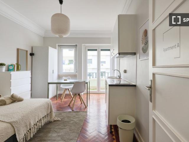 Quarto alugar em Santo António, Lisboa