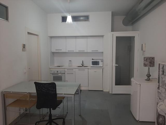 Estudio en alquiler en Alcalá De Henares, Distrito II