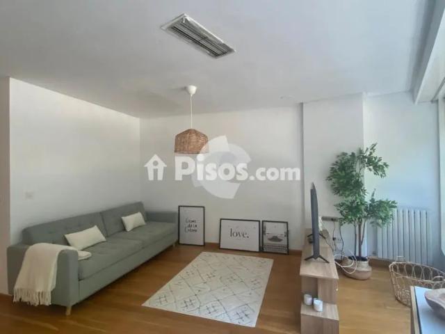 Estudio en alquiler en Ourense