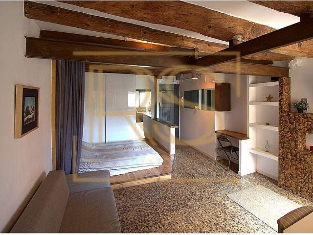 Estudio en alquiler en Ciutat Vella, Barcelonès