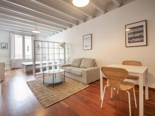 Estudio en alquiler en Barcelona, la Dreta de l'Eixample